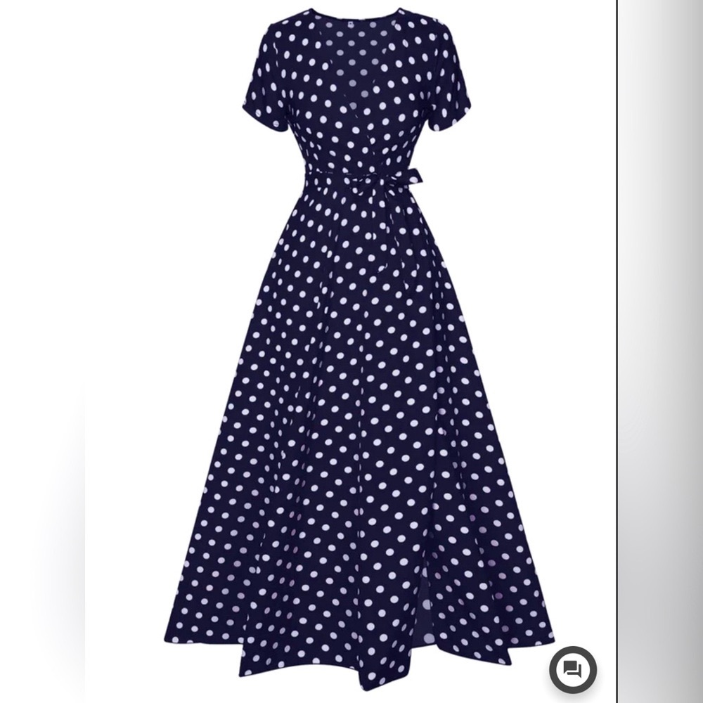 Retro 1950’s polka dot wrap dress